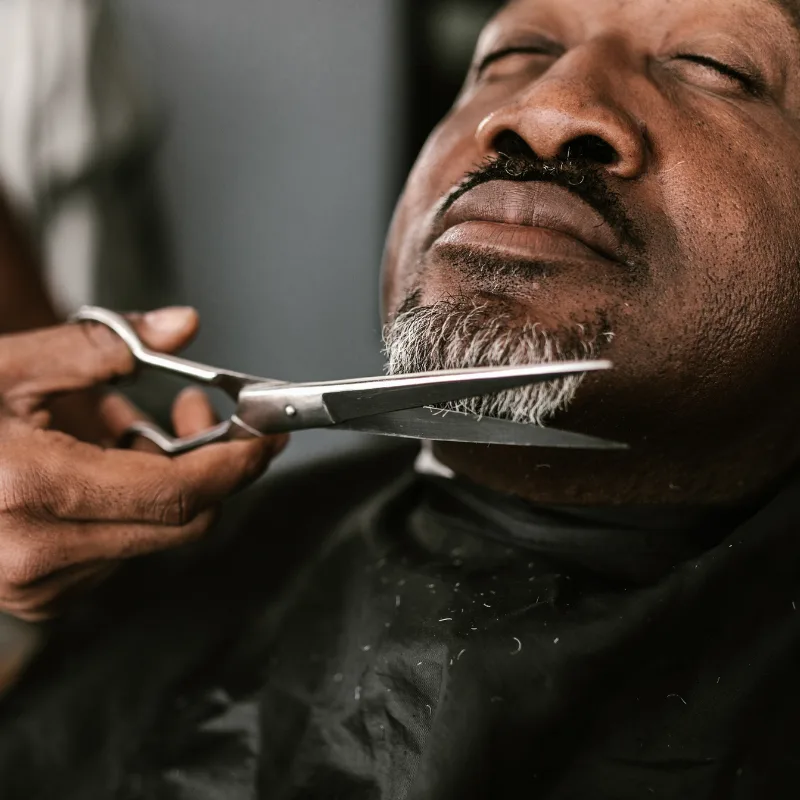 Beard line-up Winnipeg — DR COIFFURE